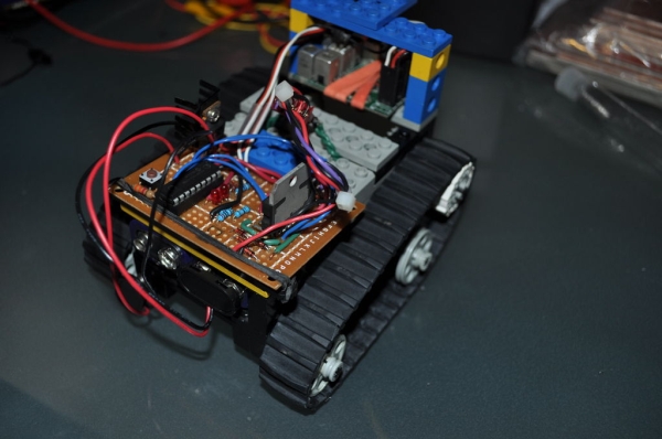 PIC RC Motor Controller (and example lego robot)