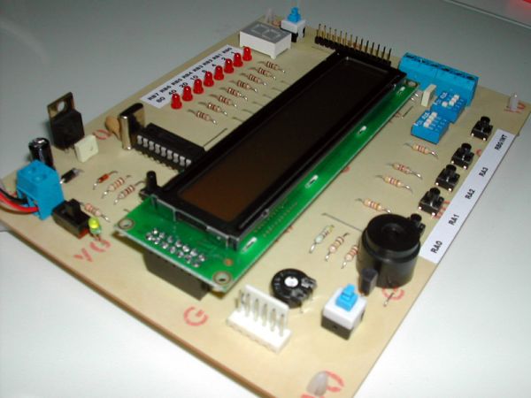 Playpic Tutorial Board For The Pic16f84a Microcontroller 9271