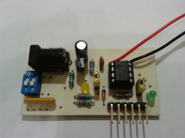 PIC12F675 interrupt based software UART