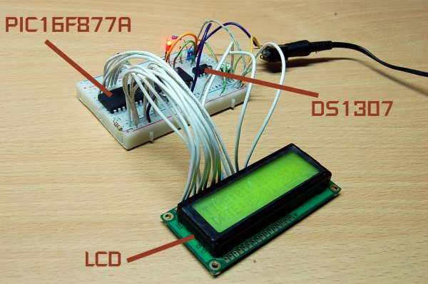 Simple Clock using DS1307 and PIC16F877A
