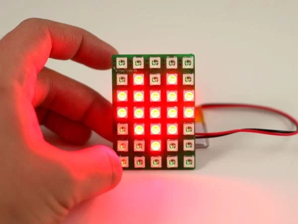 Mini chainable color LED matrix 