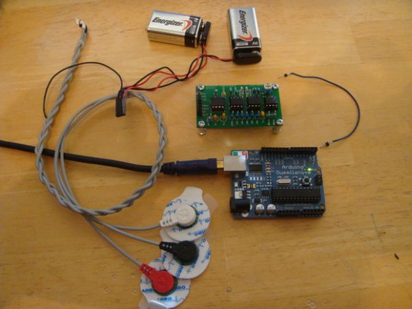 DIY Muscle Sensor EMG Circuit for a Microcontroller