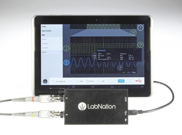 LabNation SmartScope unique multi platform USB oscilloscope