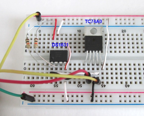 Complete circuit layout on breadboard