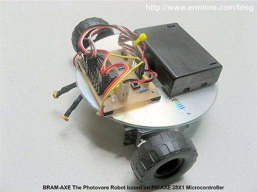 Build Your Own Simple and Easy PICAXE Microcontroller Based Photovore Robot