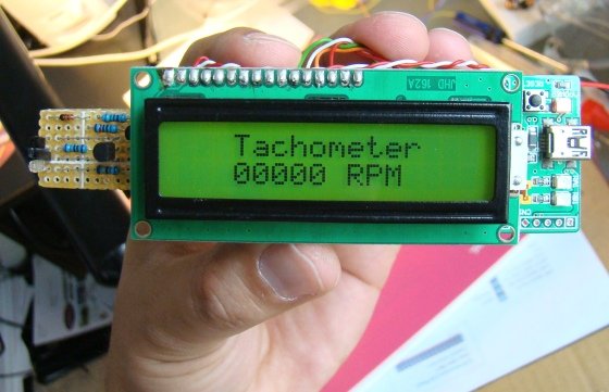 How to make a contact less digital tachometer using IR light reflection technique