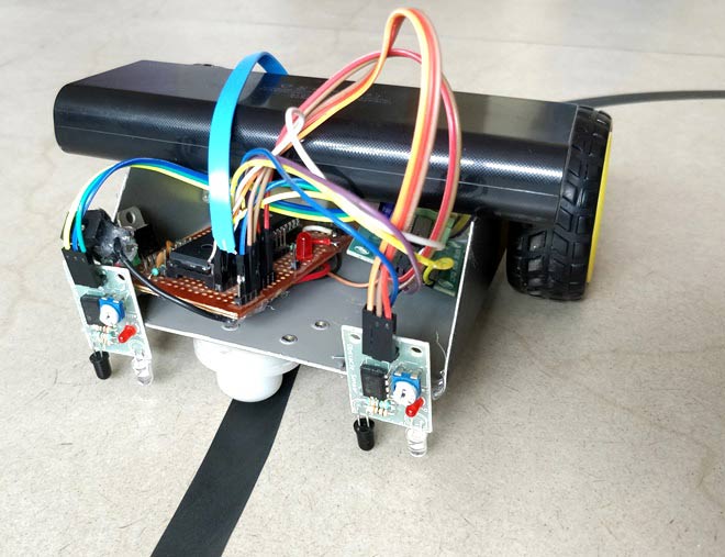 Line-Follower-Robot-using-PIC-Microcontroller