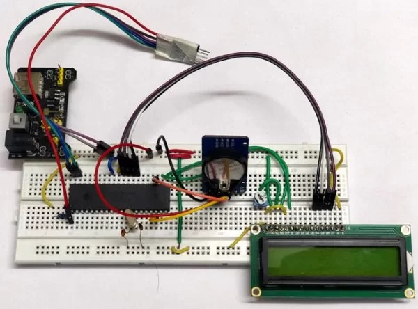 Connecting the DS3231 RTC with PIC Microcontroller (2)