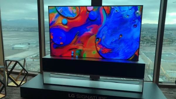 LG Signature OLED TV R9