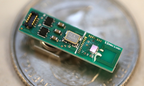 TEENY TINY BLUETOOTH TRANSMITTER RUNS ON LESS THAN 1 MW