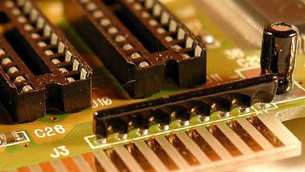 Microcontrollers and other Microchip devices Search tool
