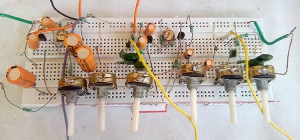 Stereo Audio Pre-Amplifier Circuit with Bass and Treble Control using Transistors