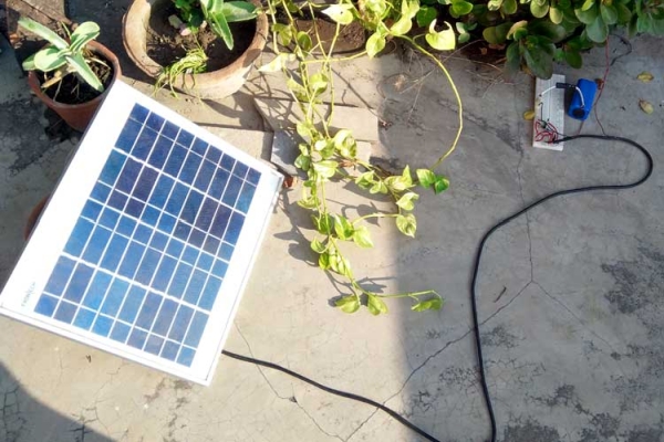 How to build a Simple Solar Powered Automatic Garden Light Circuit Diagram