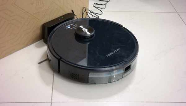 TESVOR S6 ROBOT VACUUM REVIEW IDEAL FOR PET HAIR DUST CARPETS HARD FLOORS