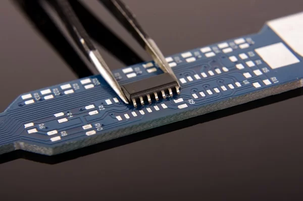 WHAT IS SURFACE MOUNT TECHNOLOGY