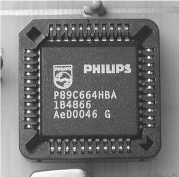 Philips P89C664 PLCC package microcontroller